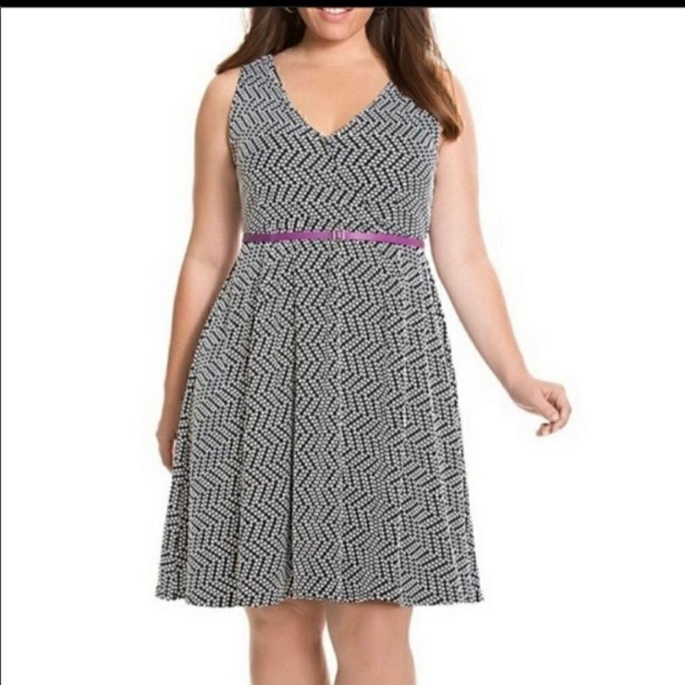 NEW Lane Bryant Blck and White Fit and Flare Dress Size 22 with Belt (1o1)